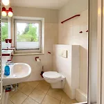 Gruppenhaus Wiesengefluester - Familienfreundlich, Strandnah Und Mit Garten 度假居