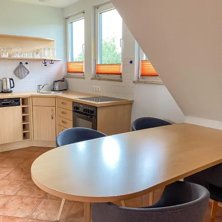 Gruppenhaus Wiesengefluester - Familienfreundlich, Strandnah Und Mit Garten Röbel